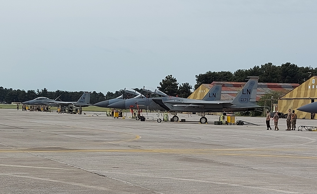 EARLY BIRD: Τα F-15 της USAFE στην Λάρισα