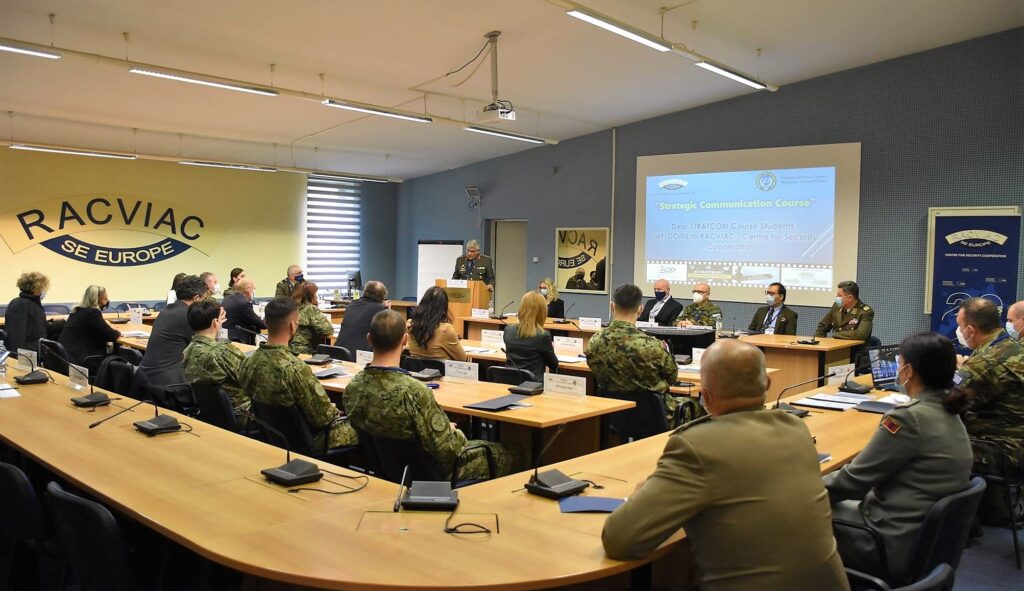 Η εκπαίδευση στο Κέντρο Συνεργασίας για την Ασφάλεια στην Νοτιοανατολική Ευρώπη (RACVIAC) στο Ζάγκρεμπ της Κροατίας.