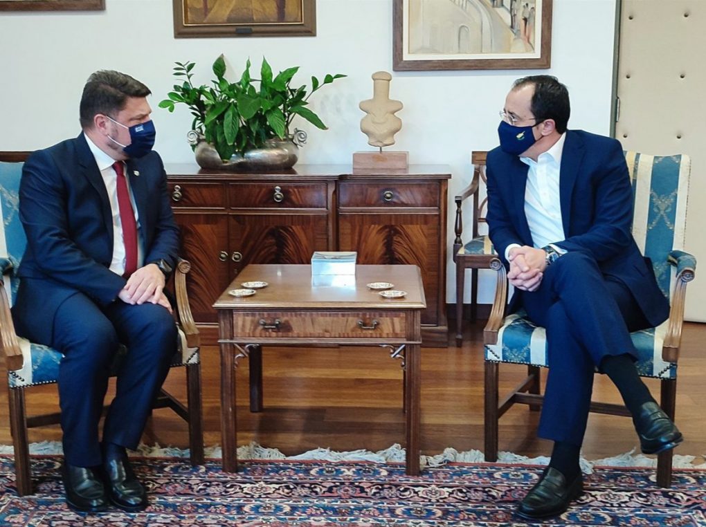Ο ΥΦΕΘΑ Νίκος Χαρδαλιάς με τον Υπουργό Εξωτερικών Κύπρου