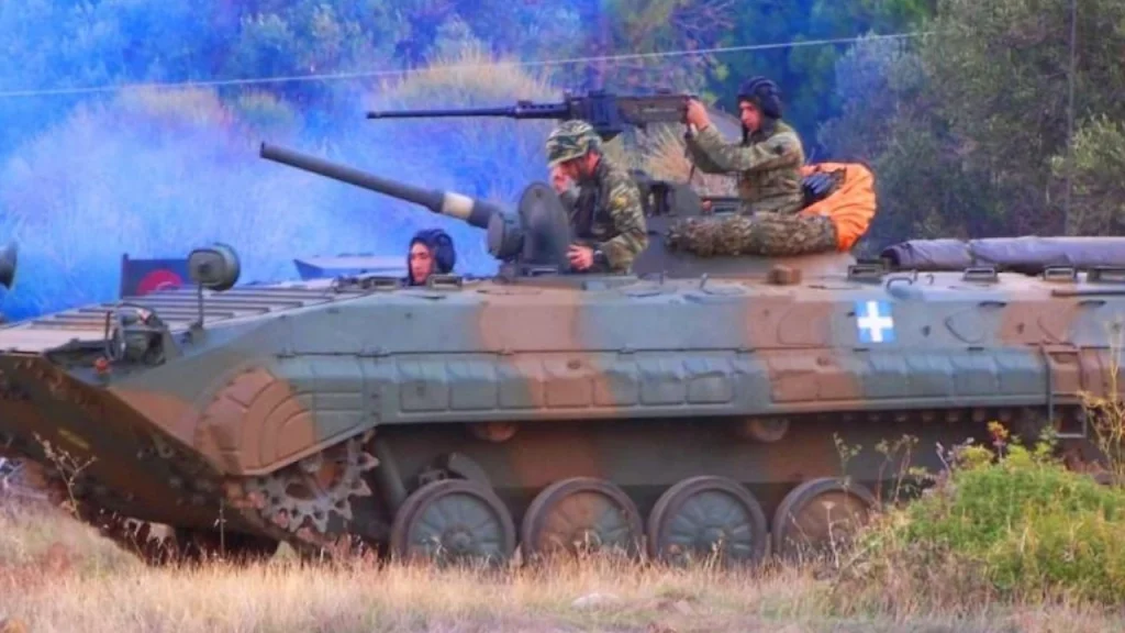 Τεθωρακισμένο Όχημα Μάχης - ΤΟΜΑ BMP-1
