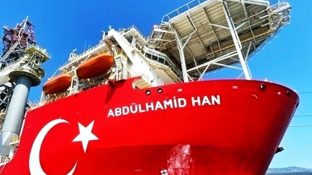 Το τουρκικό γεωτρύπανο Αμπντουλχαμίτ Χαν (Abdulhamid Han)