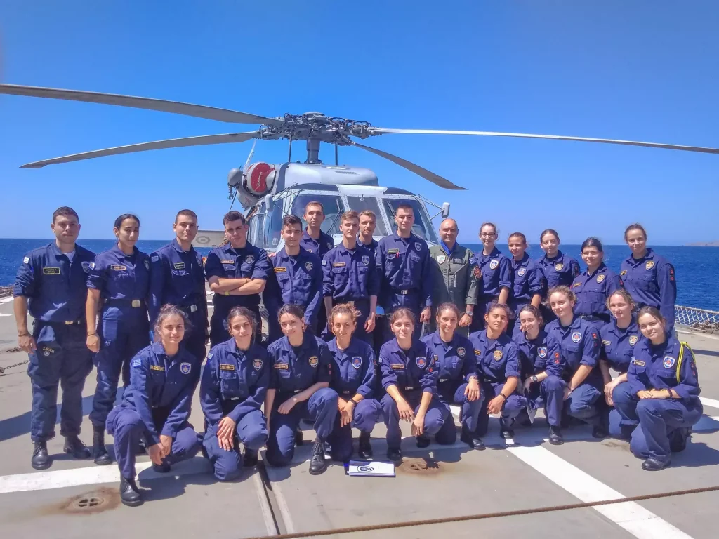 Θερινός Εκπαιδευτικός Πλους (ΘΕΠ 2022) της Σχολής Μονίμων Υπαξιωματικών Ναυτικού (ΣΜΥΝ). Φωτογραφία: Πολεμικό Ναυτικό (ΓΕΝ)