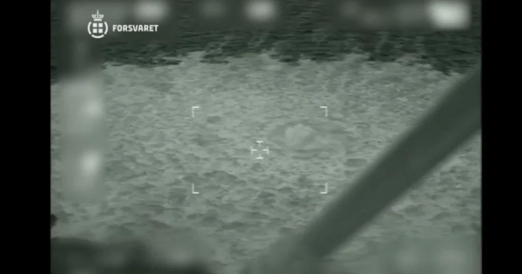 Εικόνα από βίντεο με την διαρροή φυσικού αερίου από τον αγωγό Nord Stream στη Βαλτική Θάλασσα. Εικόνα (screenshot): Forsvaret