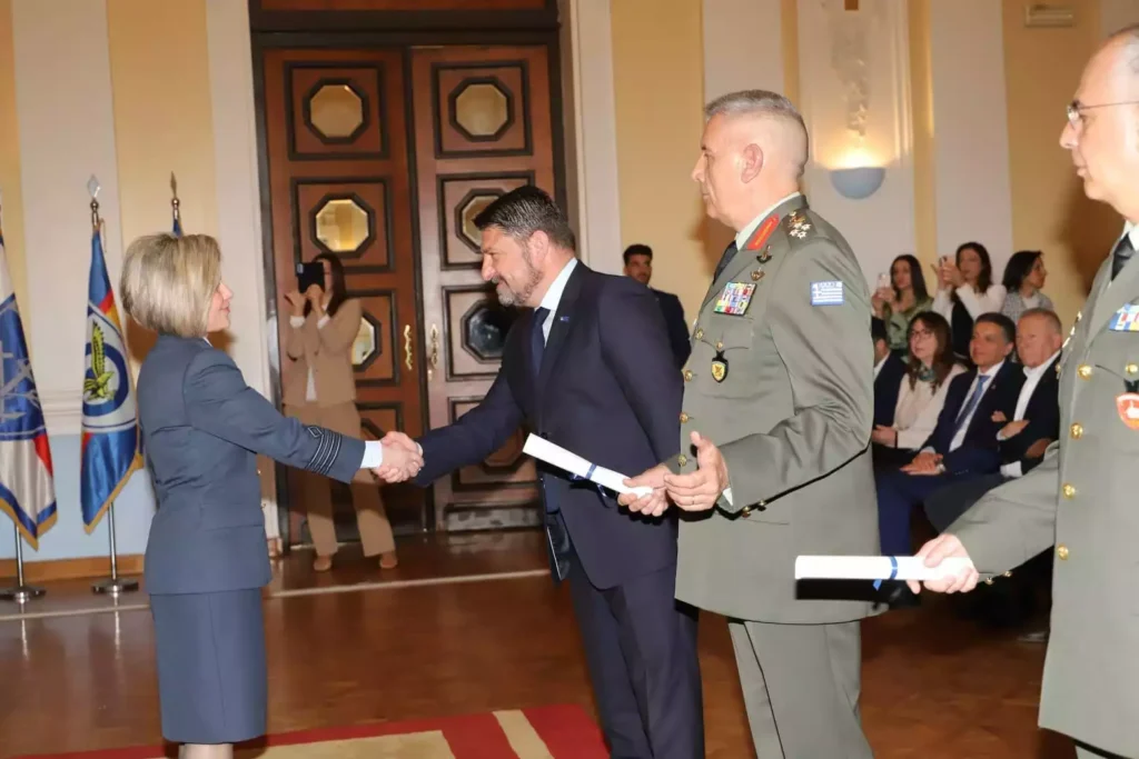 Σχολή Εθνικής Άμυνας: Αποφοίτησε η 75η Εκπαιδευτική Σειρά