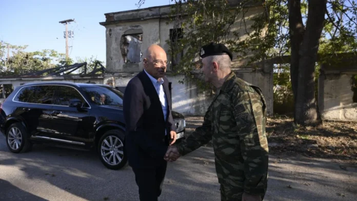 Ο Υπουργός Εθνικής Άμυνας, Νίκος Δένδιας και ο Αρχηγός ΓΕΣ Αντιστράτηγος Γεώργιος Κωστίδης ,στο πρώην στρατόπεδο «ΟΠΛΑΡΧΗΓΟΥ ΘΕΟΔΩΡΟΥ ΖΙΑΚΑ», στον Δήμο Κορδελιού - Ευόσμου Θεσσαλονίκης. Ο Υπουργός Εθνικής Άμυνας, Νίκος Δένδιας και ο Αρχηγός ΓΕΣ Αντιστράτηγος Γεώργιος Κωστίδης ,στο πρώην στρατόπεδο «ΟΠΛΑΡΧΗΓΟΥ ΘΕΟΔΩΡΟΥ ΖΙΑΚΑ», στον Δήμο Κορδελιού - Ευόσμου Θεσσαλονίκης.